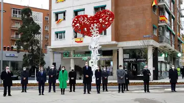 Monumento a los sanitarios fallecidos por Covid-19 Monumento a los sanitarios fallecidos por Covid-19