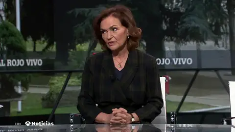 Carmen Calvo carga contra el CGPJ: "Ningún poder del Estado puede invadir la soberanía parlamentaria" Carmen Calvo carga contra el CGPJ: "Ningún poder del Estado puede invadir la soberanía parlamentaria"