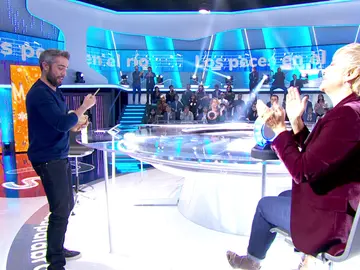 Gloria Serra pone la voz y Roberto Leal toca la zambomba para beber con ‘Los peces en el río’ Gloria Serra pone la voz y Roberto Leal toca la zambomba para beber con ‘Los peces en el río’