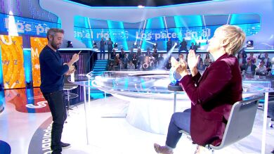 Gloria Serra pone la voz y Roberto Leal toca la zambomba para beber con ‘Los peces en el río’