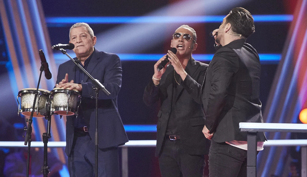 David Bustamante y Pitingo cantan ‘Contigo en la distancia’ con Fernando Liben en la Semifinal de ‘La Voz Senior’