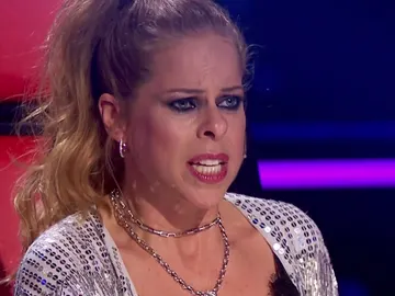 Pastora Soler se rompe ante la actuación de Juana Zamora en 'La Voz Senior' Pastora Soler se rompe ante la actuación de Juana Zamora en 'La Voz Senior'