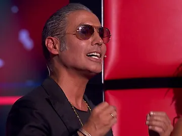 El gran problema de Pitingo con la palabra ‘paranoia’ que desata las risas de todos en 'La Voz Senior' El gran problema de Pitingo con la palabra ‘paranoia’ que desata las risas de todos en 'La Voz Senior'