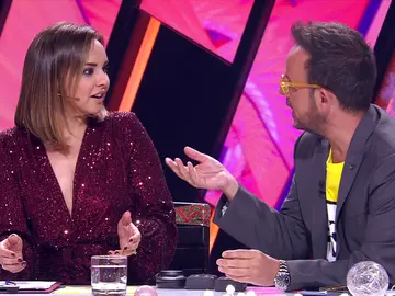 Àngel Llàcer consigue la confesión más íntima de Chenoa sobre su futuro marido Àngel Llàcer consigue la confesión más íntima de Chenoa sobre su futuro marido