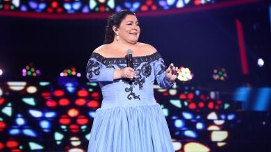 Falete enamora como Isabel Pantoja con el villancico ‘Tú serás mi Navidad’