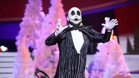 El Monaguillo se queda en los huesos para investigar la magia de la Navidad con ‘¿Qué es?’ como Jack Skellington El Monaguillo se queda en los huesos para investigar la magia de la Navidad con ‘¿Qué es?’ como Jack Skellington