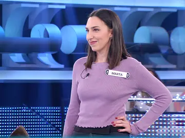 ¡Qué dolor! Pierde por dar la pista clave a su rival tras haber aguantado en la trampilla central todo '¡Ahora caigo!' ¡Qué dolor! Pierde por dar la pista clave a su rival tras haber aguantado en la trampilla central todo '¡Ahora caigo!'