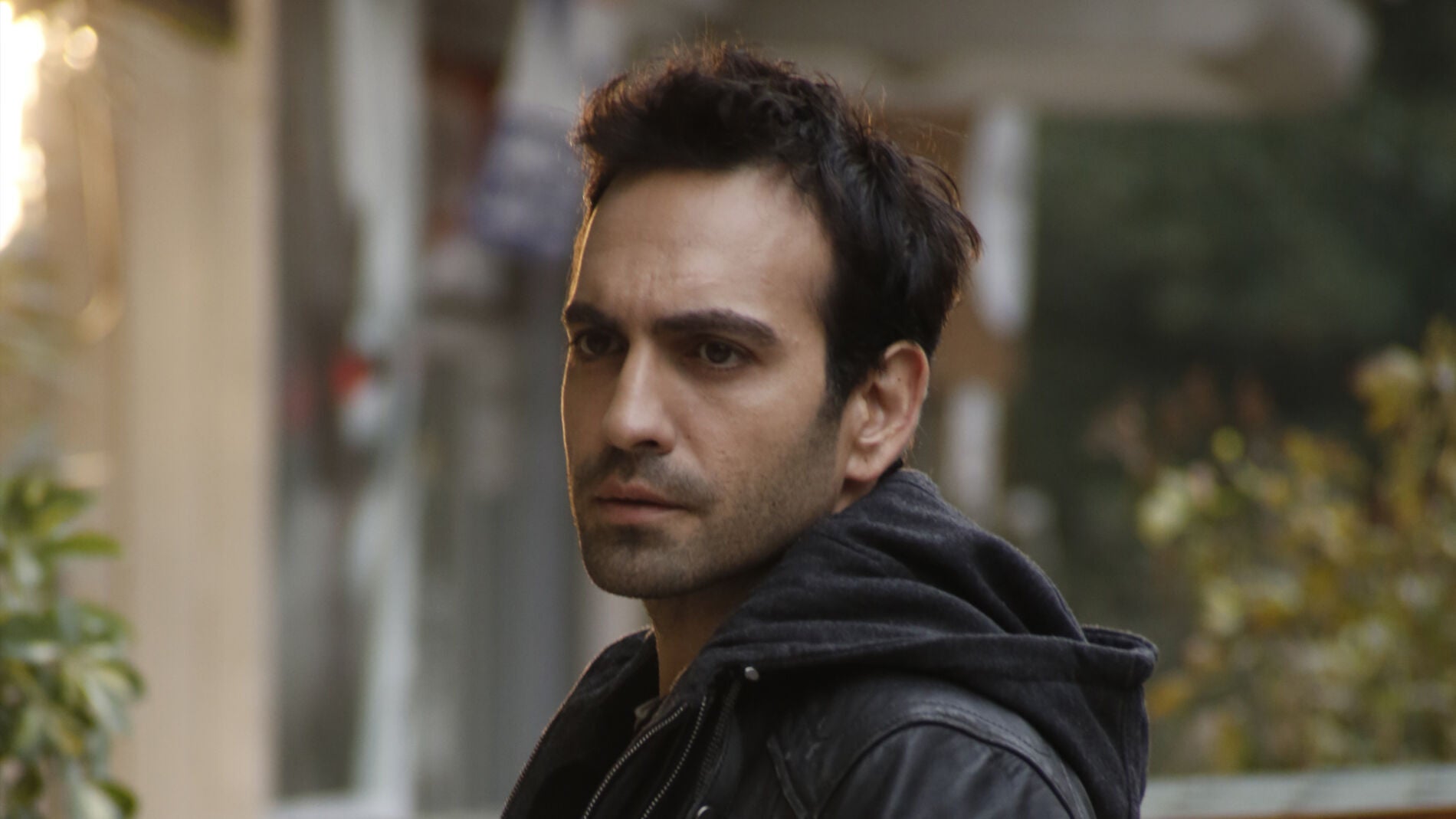 Behi&ccedil; Buğra G&uuml;lsoy - Cara 2020
