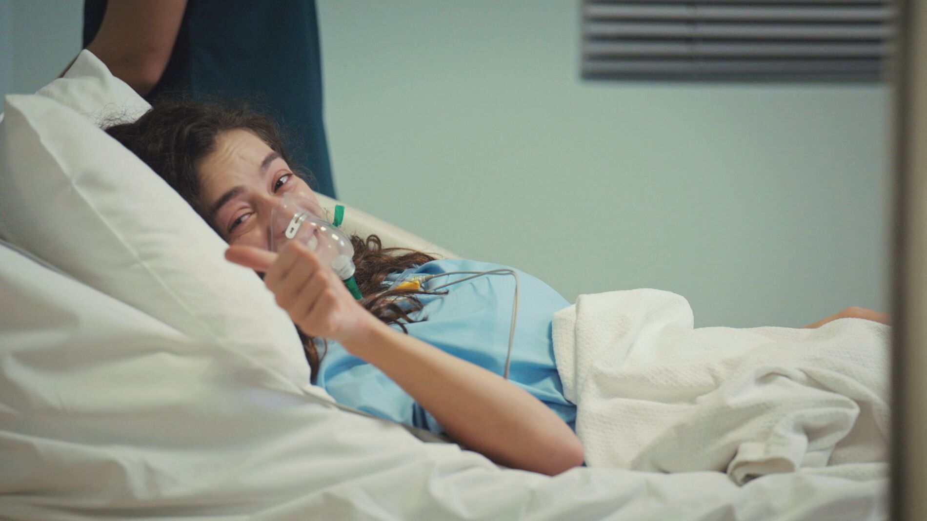 &iexcl;Bahar, operada con &eacute;xito! La operaci&oacute;n vuelve a sacar su mejor sonrisa&hellip; y la peor de Sirin