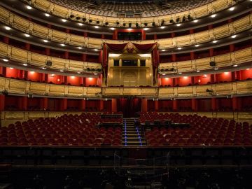 Lotería de Navidad 2020: Antena 3 Noticias entra en el Teatro Real en donde se celebra el sorteo