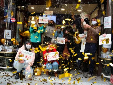 Loteros de la administración de 'Doña Manolita' de Madrid Loteros de la administración de 'Doña Manolita' de Madrid