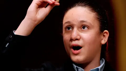 Aya, 'la niña de la suerte', canta el segundo premio de la Lotería de Navidad 2020 Aya, 'la niña de la suerte', canta el segundo premio de la Lotería de Navidad 2020