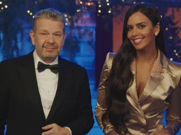 Cristina Pedroche y Alberto Chicote, preparados para las Campanadas de Antena 3: "Llega el momento de despedir este año tan diferente y de pasárnoslo muy bien, que nos lo merecemos" Cristina Pedroche y Alberto Chicote, preparados para las Campanadas de Antena 3: "Llega el momento de despedir este año tan diferente y de pasárnoslo muy bien, que nos lo merecemos"