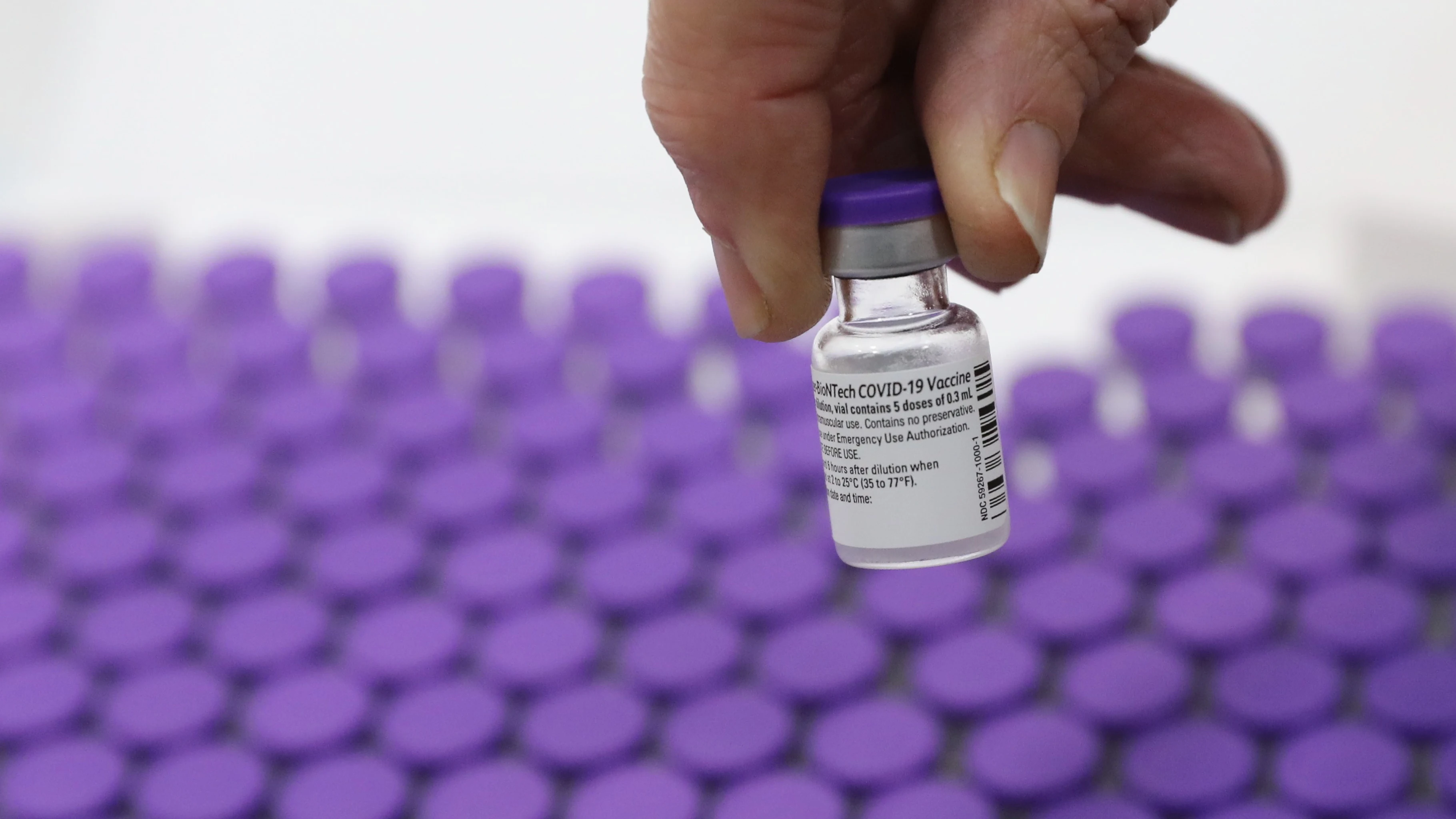 Una dosis de la vacuna contra el coronavirus. Una dosis de la vacuna contra el coronavirus.
