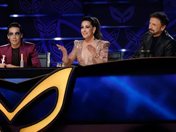 El Caniche deja a Malú sin palabras en la Gran Final: “Me da igual quien sea Caniche, ¡te amo!” El Caniche deja a Malú sin palabras en la Gran Final: “Me da igual quien sea Caniche, ¡te amo!”