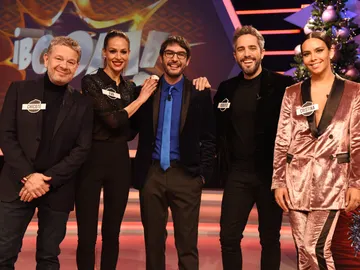Cristina Pedroche, Alberto Chicote, Eva González y Roberto Leal, invitados de lujo en el especial de Nochebuena de '¡Boom!' Cristina Pedroche, Alberto Chicote, Eva González y Roberto Leal, invitados de lujo en el especial de Nochebuena de '¡Boom!'