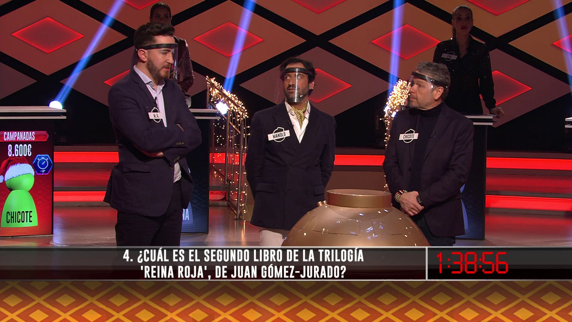 Chicote, Manolo y M. A. protagonizan una inusual y emocionante bomba final 