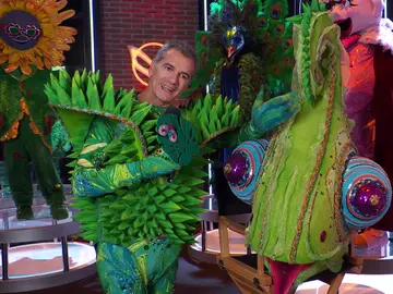 Toni Cantó confiesa cómo ha sido estar detrás del Camaleón: “He hecho más el chorra que sin ella” Toni Cantó confiesa cómo ha sido estar detrás del Camaleón: “He hecho más el chorra que sin ella”