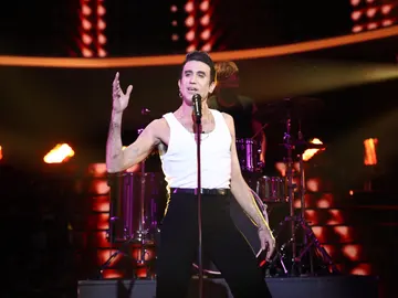 Mario Vaquerizo se convierte en una auténtica ‘Rock ‘n’ Roll Star’ como Loquillo Mario Vaquerizo se convierte en una auténtica ‘Rock ‘n’ Roll Star’ como Loquillo