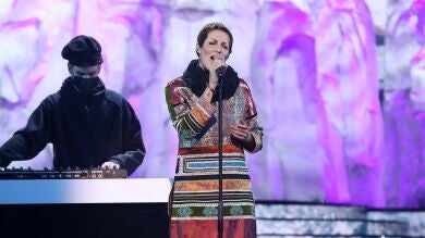 Rocío Madrid hace magia como Chambao en ‘Duende del sur’