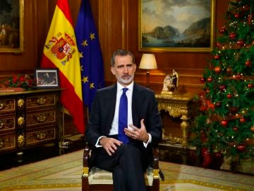 A3 Noticias 1 (25-12-20) Reacciones al discurso de Navidad del rey Felipe VI: del apoyo de PP y Cs a las críticas de Podemos e independentistas