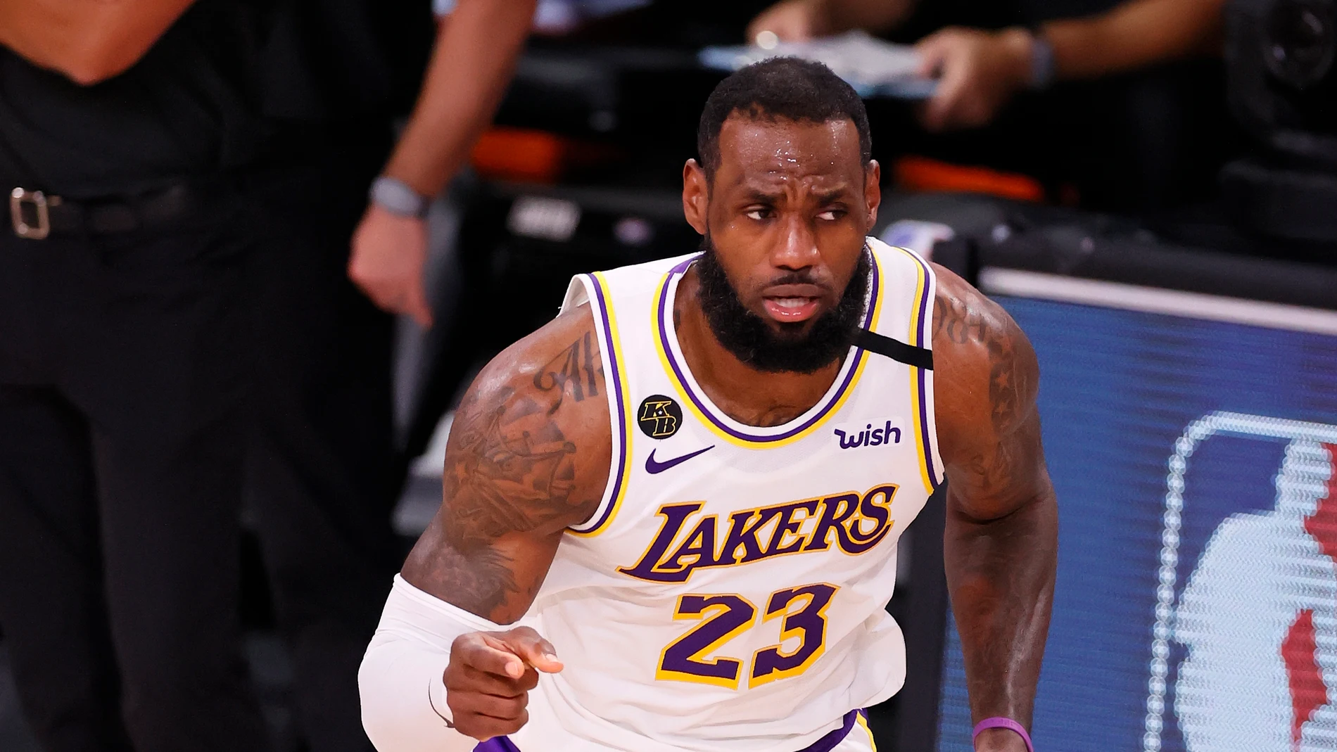 LeBron James, en acción con los Lakers LeBron James, en acción con los Lakers