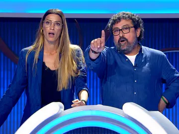 La indignación de Laura Sánchez en ‘El juego de los anillos”: “¿A quién se le ocurren estas preguntitas?” La indignación de Laura Sánchez en ‘El juego de los anillos”: “¿A quién se le ocurren estas preguntitas?”