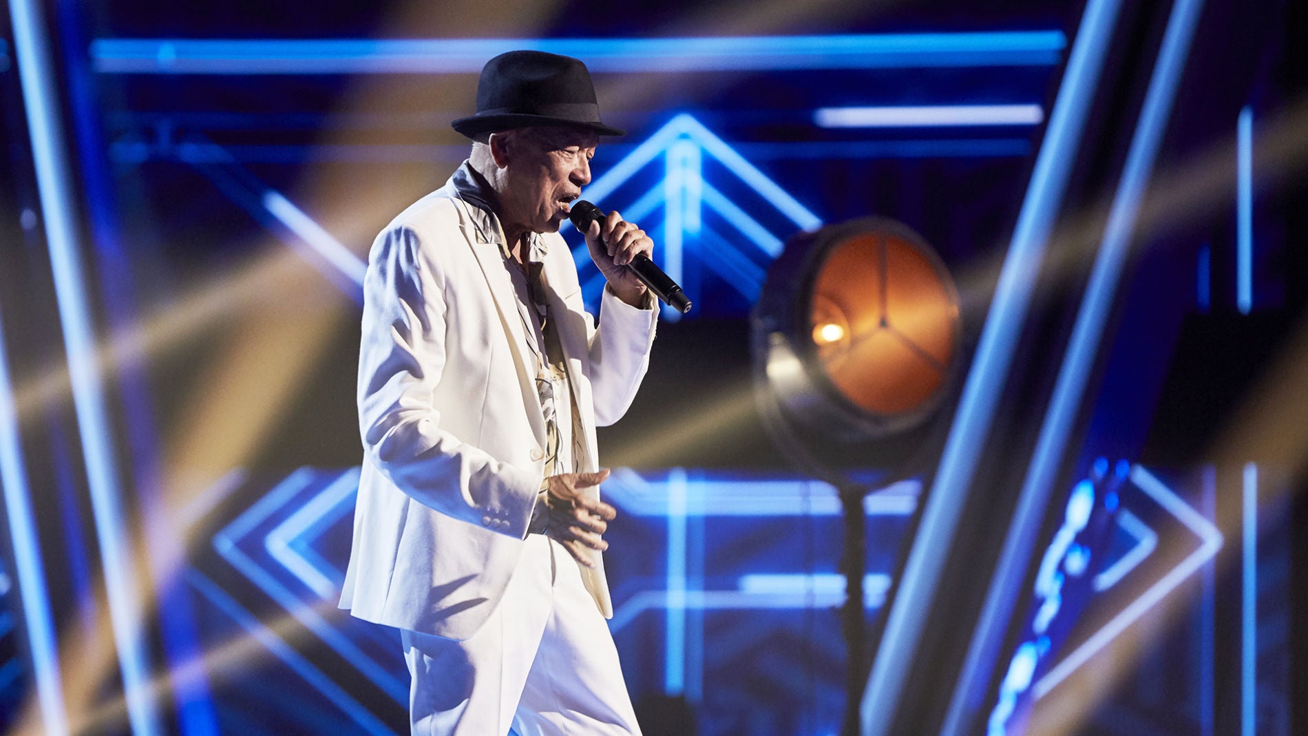 Nico Fioole canta &lsquo;You make me feel so young&rsquo; en la Gran Final de &lsquo;La Voz Senior&rsquo;