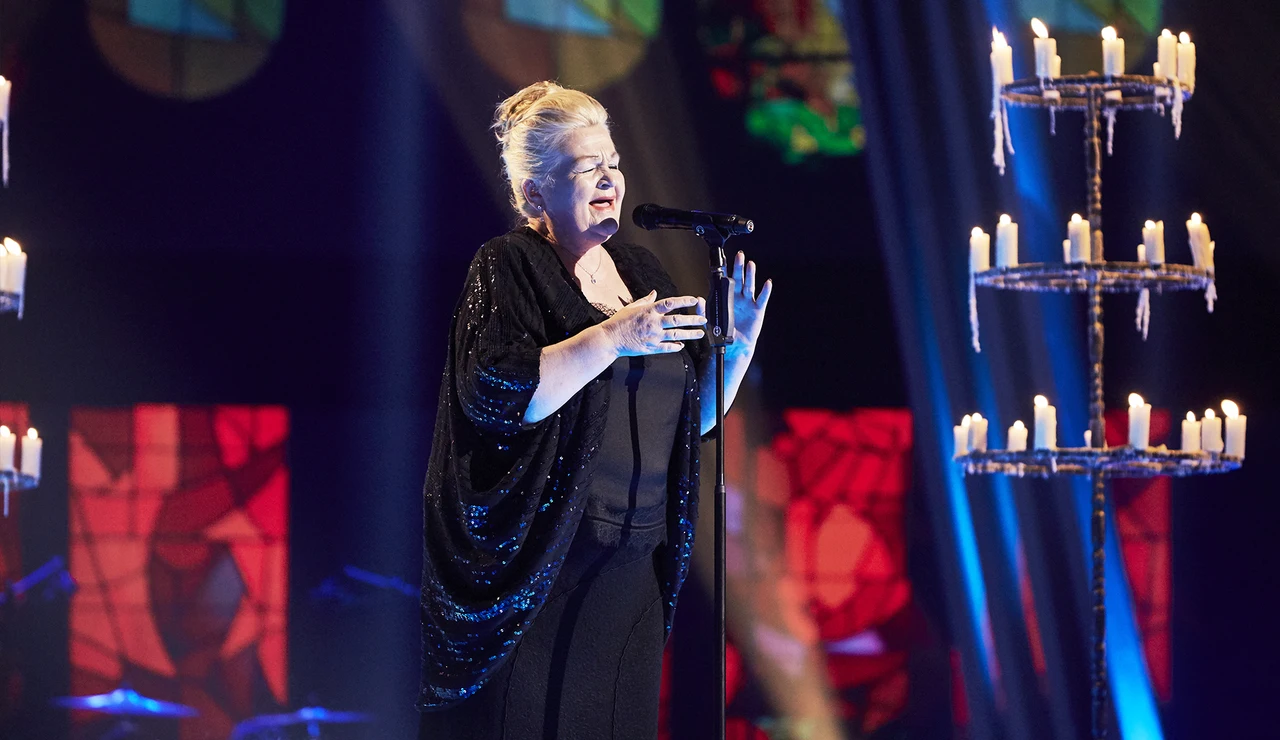 Naida Abanovich canta ‘Ebben N’Andro Lontana’ en la Gran Final de ‘La Voz Senior’