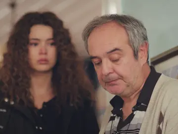 La durísima decisión de Enver que marca un antes y un después en la vida de Sirin La durísima decisión de Enver que marca un antes y un después en la vida de Sirin