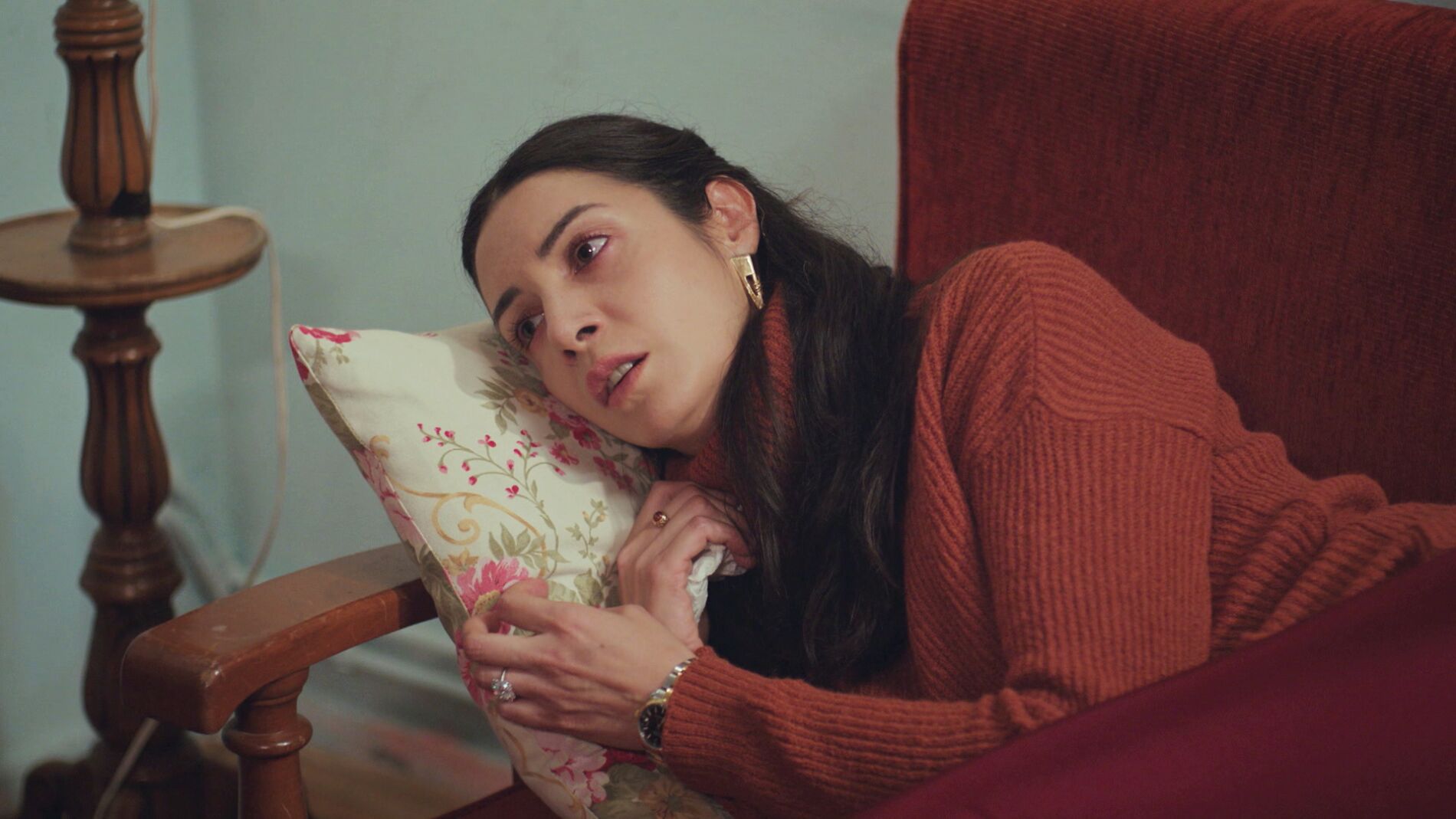 &iquest;Qu&eacute; futuro le espera a Piril? Hundida tras la infidelidad de Sarp con Sirin: &ldquo;Mi coraz&oacute;n est&aacute; destrozado&rdquo;