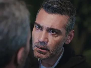 Avance de ‘Mujer’: “Nezir ha secuestrado a mi familia”, la terrible sospecha que hace a Sarp temer lo peor Avance de ‘Mujer’: “Nezir ha secuestrado a mi familia”, la terrible sospecha que hace a Sarp temer lo peor