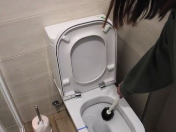 Errores al utilizar la escobilla del WC y cómo limpiarla correctamente