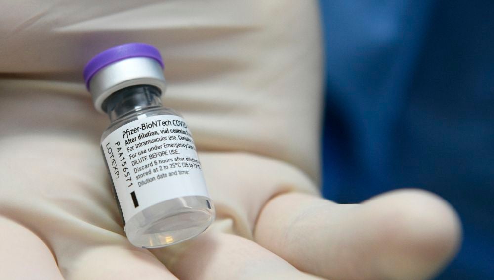 La vacuna de Pfizer contra la COVID-19 pasará a llamarse Comirnaty