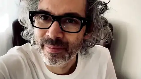 Así ha agradecido James Rhodes la nacionalidad española que le ha concedido el Consejo de Ministros Así ha agradecido James Rhodes la nacionalidad española que le ha concedido el Consejo de Ministros