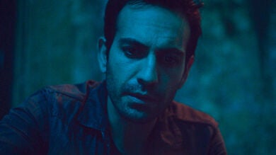 Demir, confundido, comienza a sentir una conexión especial por Öykü