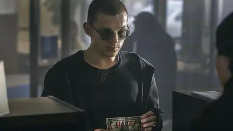 Tom Holland en Cherry Tom Holland en Cherry