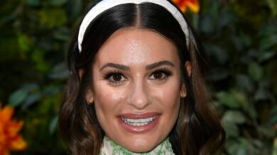Lea Michele ('Glee') aclara cómo lleva la pérdida de pelo postparto y comparte los consejos que ha recibido: 