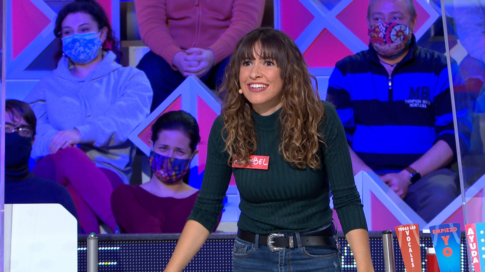 La energ&iacute;a arrolladora de Anabel revoluciona el plat&oacute; de &lsquo;La ruleta de la suerte&rsquo; 