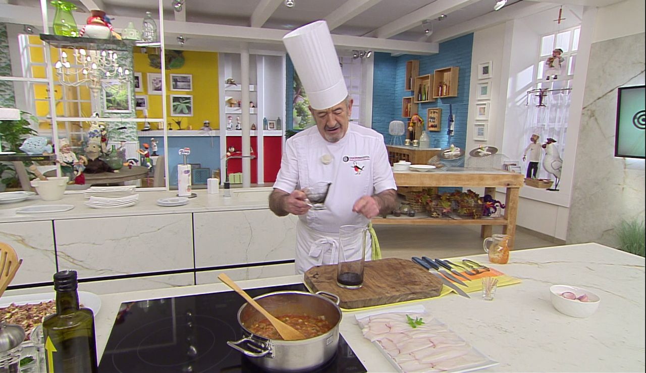 Lo que debes saber antes de comer tinta de calamar: Karlos Arguiñano nos lo cuenta