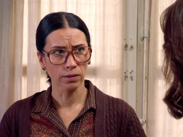 Manolita, empeñada en encararse con Tito Manolita, empeñada en encararse con Tito