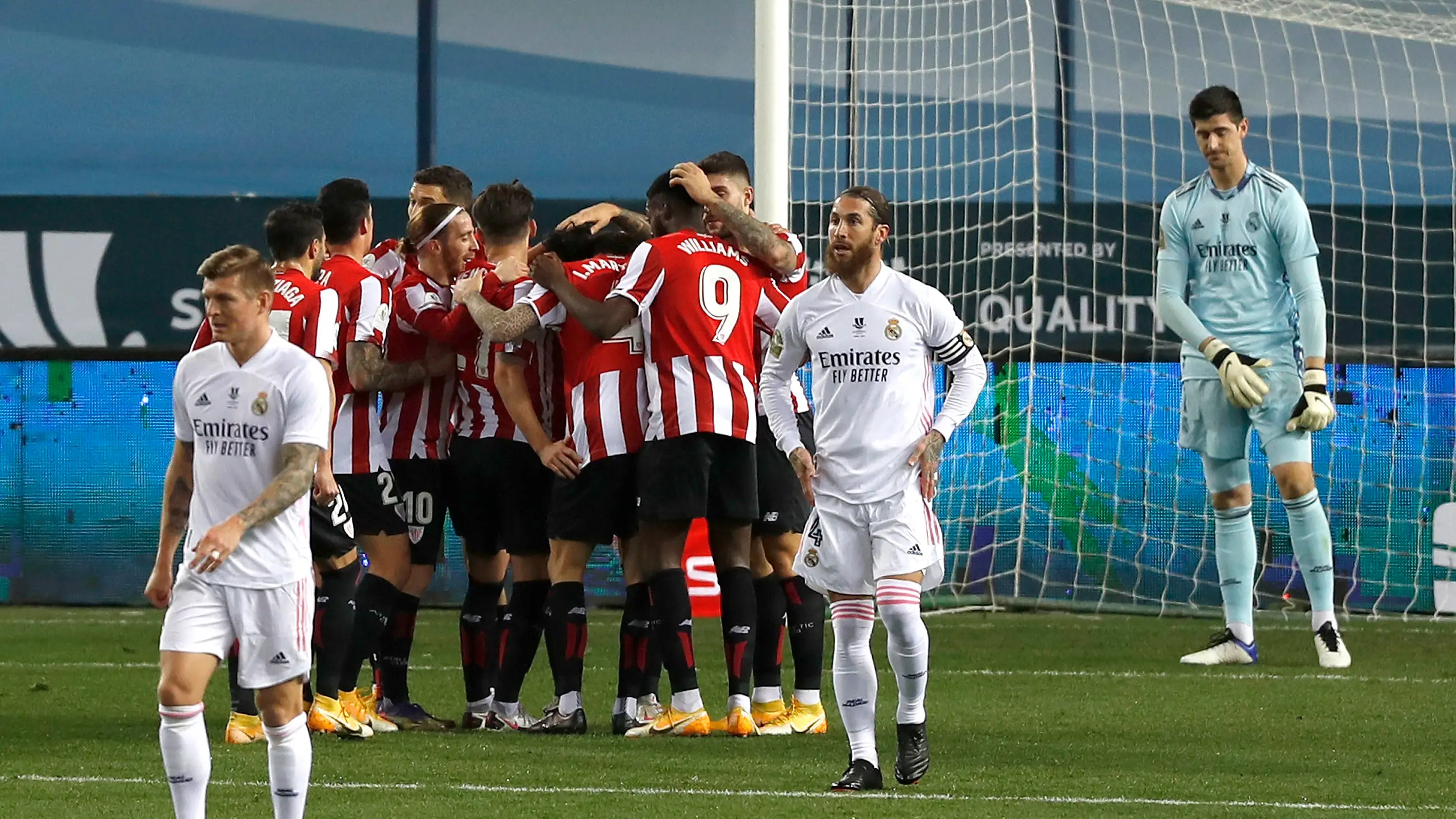 El Athletic Club celebra el gol de Raúl García El Athletic Club celebra el gol de Raúl García