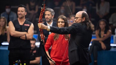 Santiago Segura prueba en su propia piel el 'desafío de arqueros’: “Hay que saber a lo que se enfrenta uno”