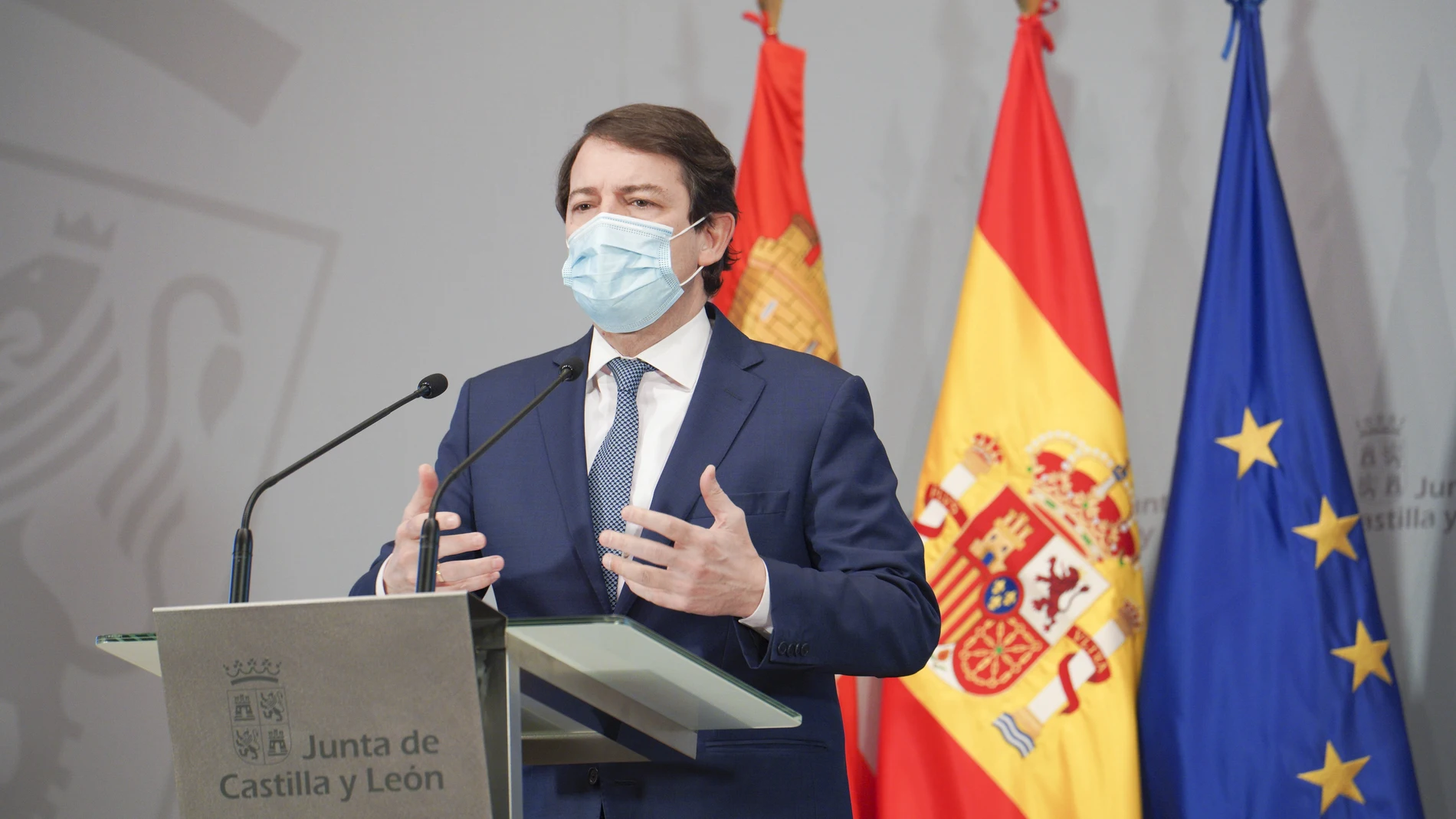 El presidente de la Junta de Castilla y León, Alfonso Fernández Mañueco, durante una rueda de prensa El presidente de la Junta de Castilla y León, Alfonso Fernández Mañueco, durante una rueda de prensa
