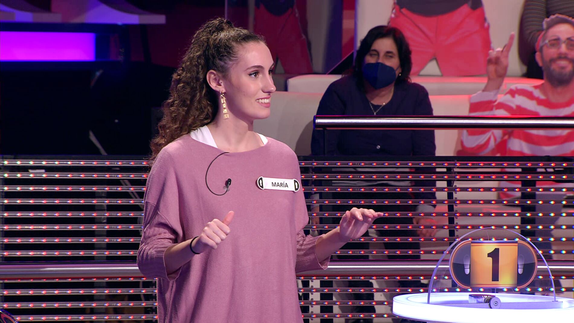 ¡Así se baila Lola Índigo! María sorprende con su coreografía en ‘¡Ahora caigo!’