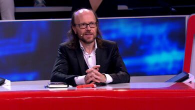 Santiago Segura justifica su 1 a Ágatha Ruiz de la Prada: “Ha derramado todo el vino”