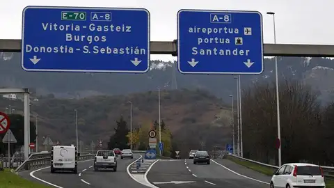 Las carreteras que conectan con las tres provincias en el País Vasco Las carreteras que conectan con las tres provincias en el País Vasco