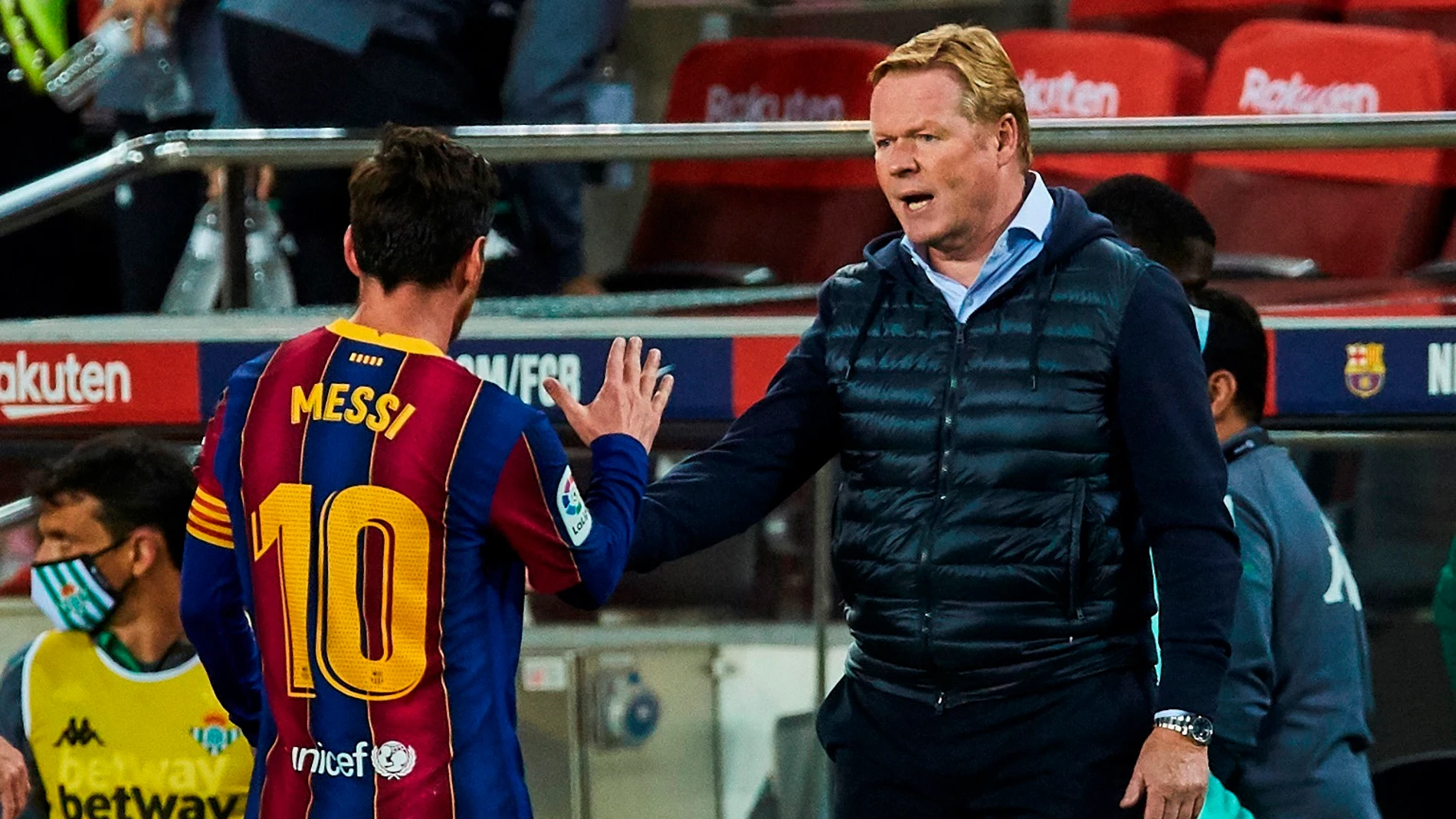 Leo Messi y Ronald Koeman, en un partido del Barcelona Leo Messi y Ronald Koeman, en un partido del Barcelona