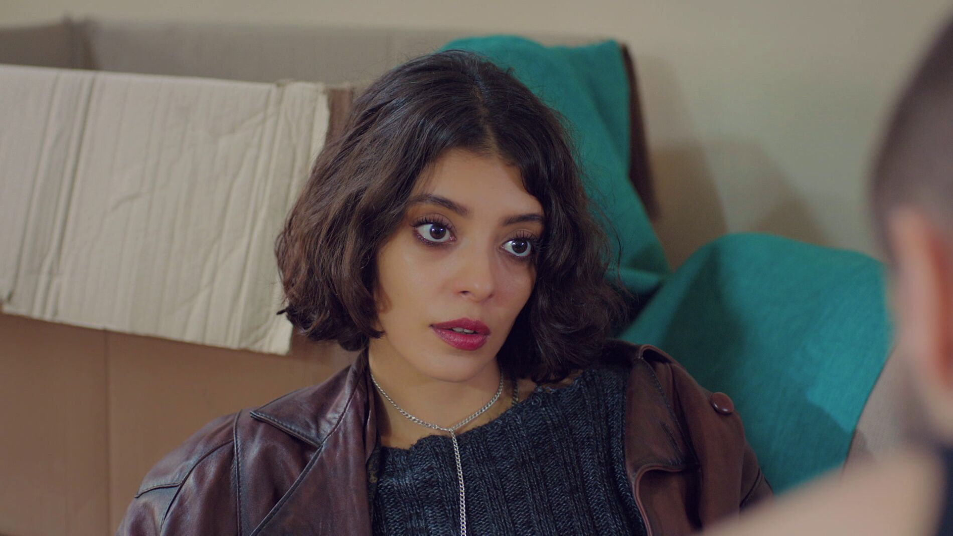 Asu, a punto de confesar quién es el verdadero padre de Öykü