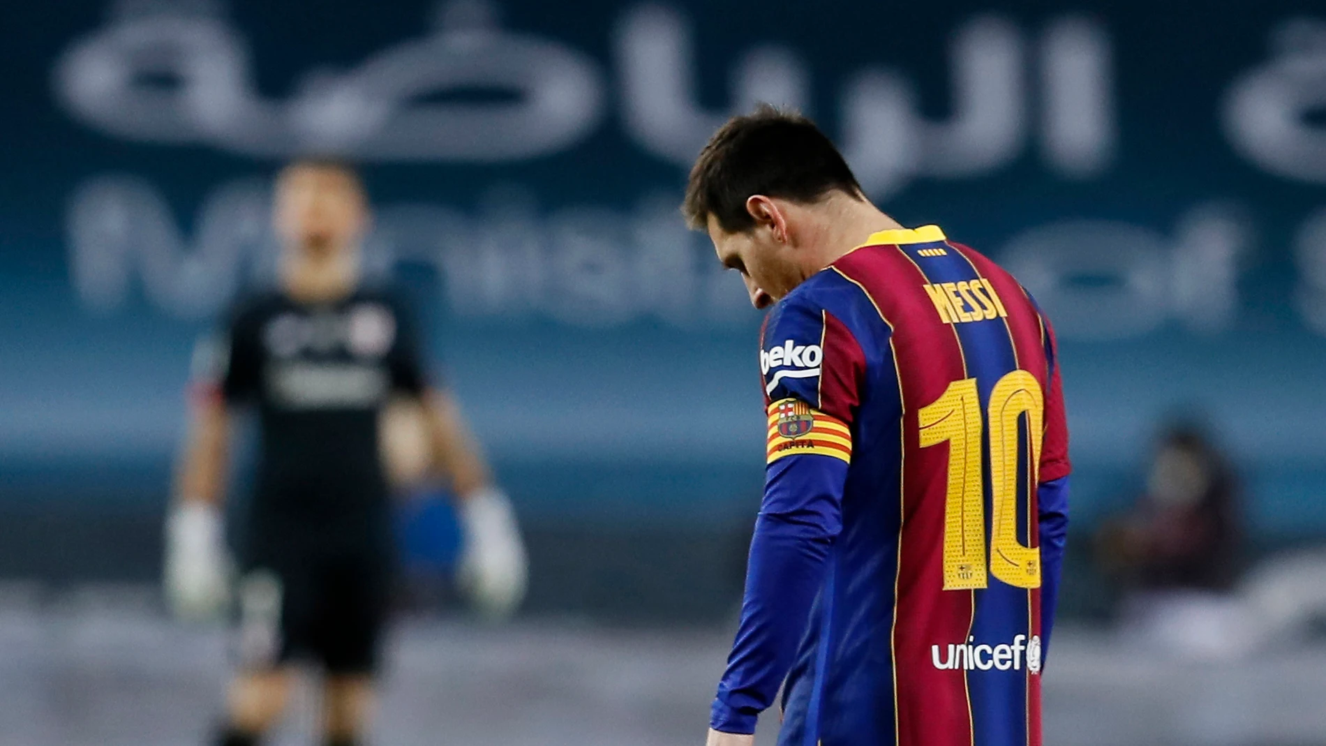 Leo Messi, cabizbajo en la Supercopa de España Leo Messi, cabizbajo en la Supercopa de España
